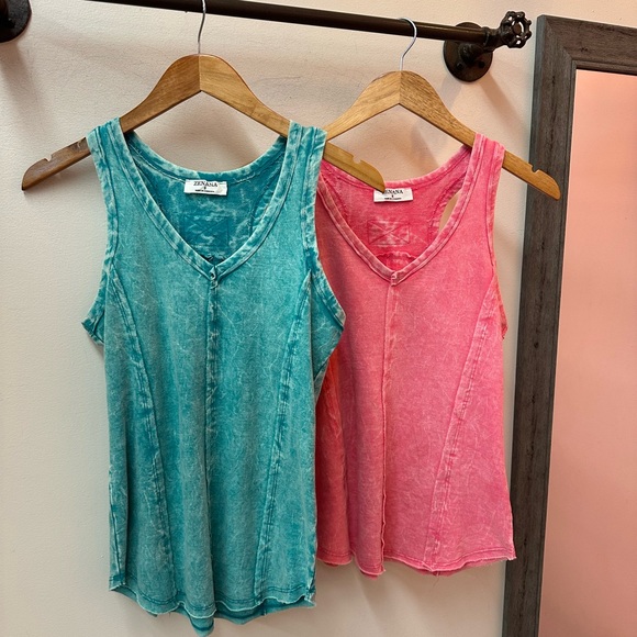 Zenana Outfitters Tops - NEW! Set of 2 Zenana Acid Wash Tank Tops